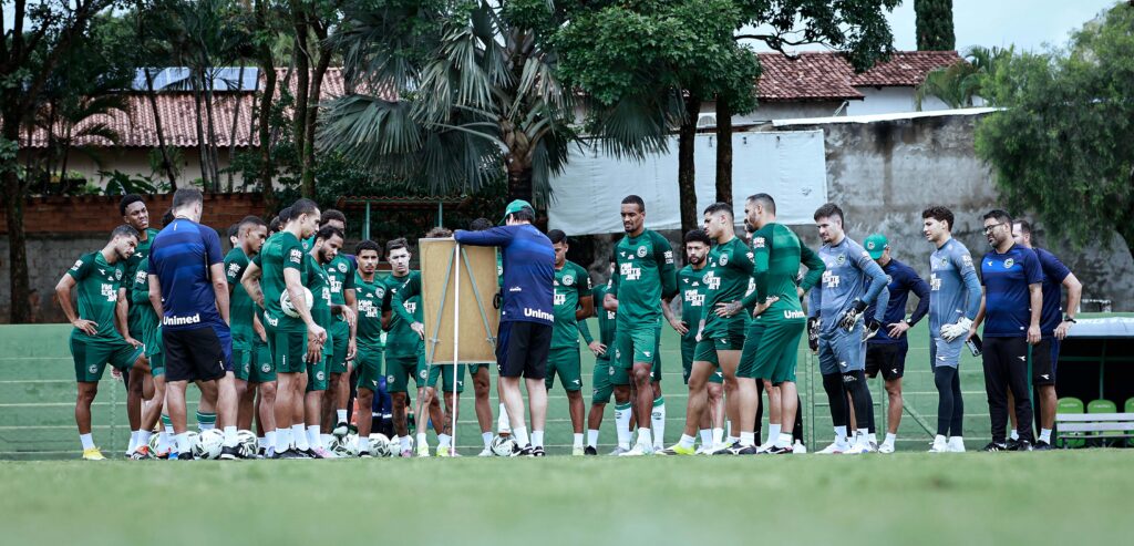 Goiás confirma lesão em um de seus principais jogadores da temporada