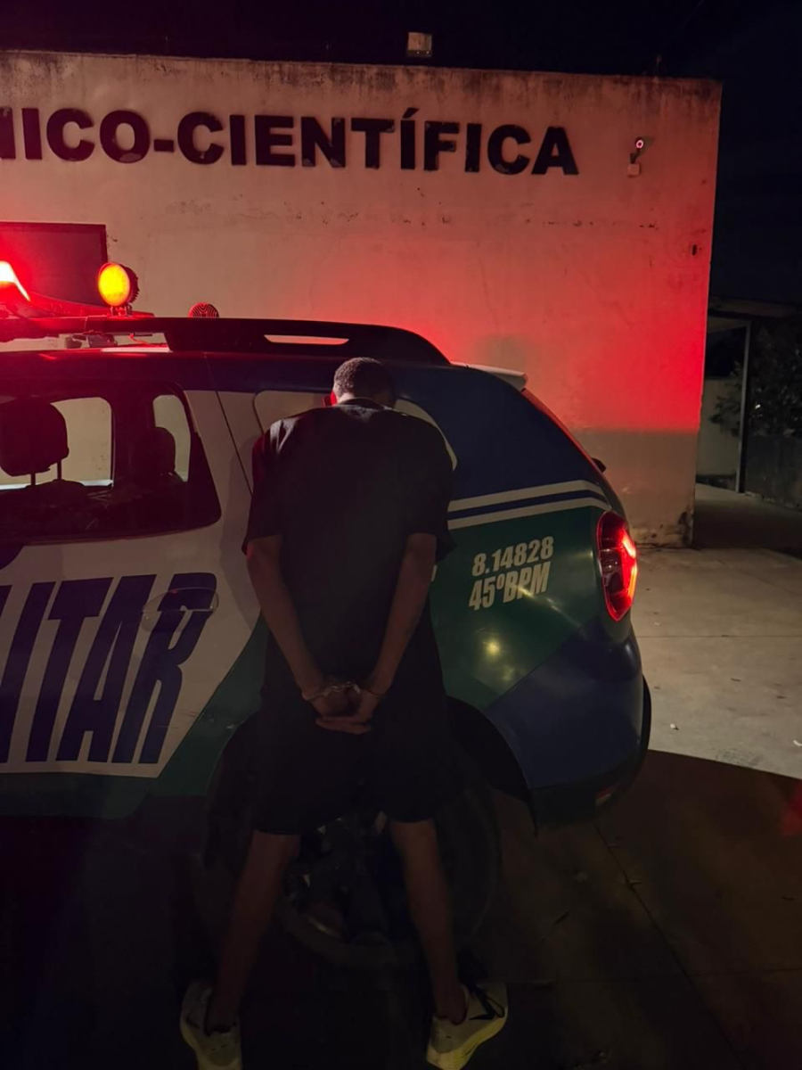 Homem é preso por ameaçar ex e atual namorado em Aparecida 