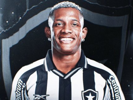 Danilo, do Botafogo, vira alvo no mercado e pode deixar o clube após a Copa do Mundo