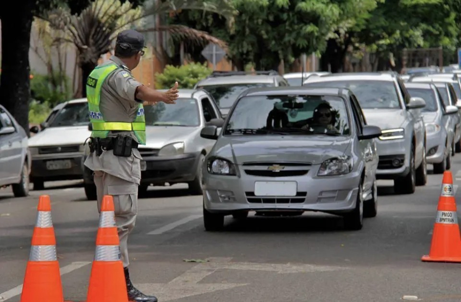     Projeto quer proibir apreensão por IPVA atrasado em Goiás