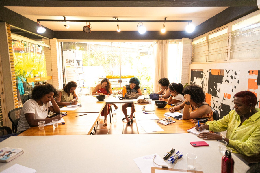 Instituto Bacae oferece oficina e palestra sobre ESCRITA CRIATIVA para mulheres negras e palestra sobre PRODUÇÃO CULTURAL para as artes cênicas