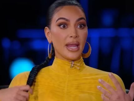 Kim Kardashian se emociona durante depoimento sobre roubo: “Achei que fosse morrer”