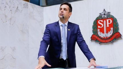 Deputado pede suspensão de benefício que reembolsa procuradores por compra de iPhones