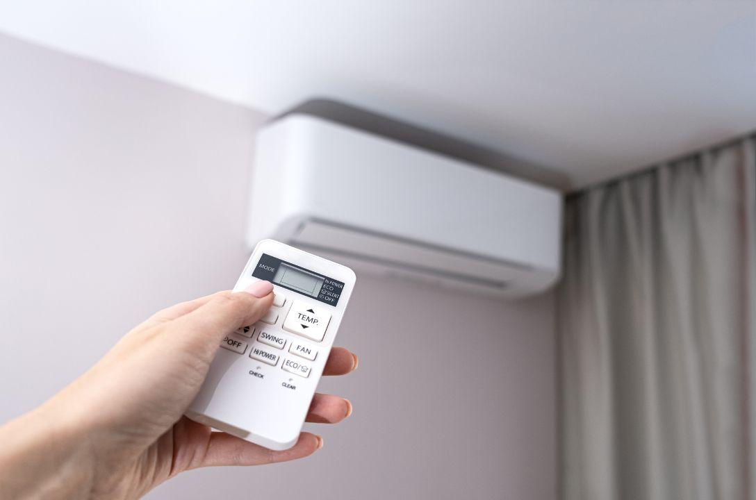 Essa é a melhor época do ano pra comprar ar-condicionado