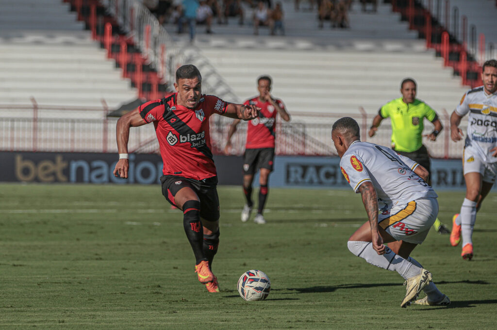Bomba! Adversário do Atlético na Série B acerta a contratação de William Pottker