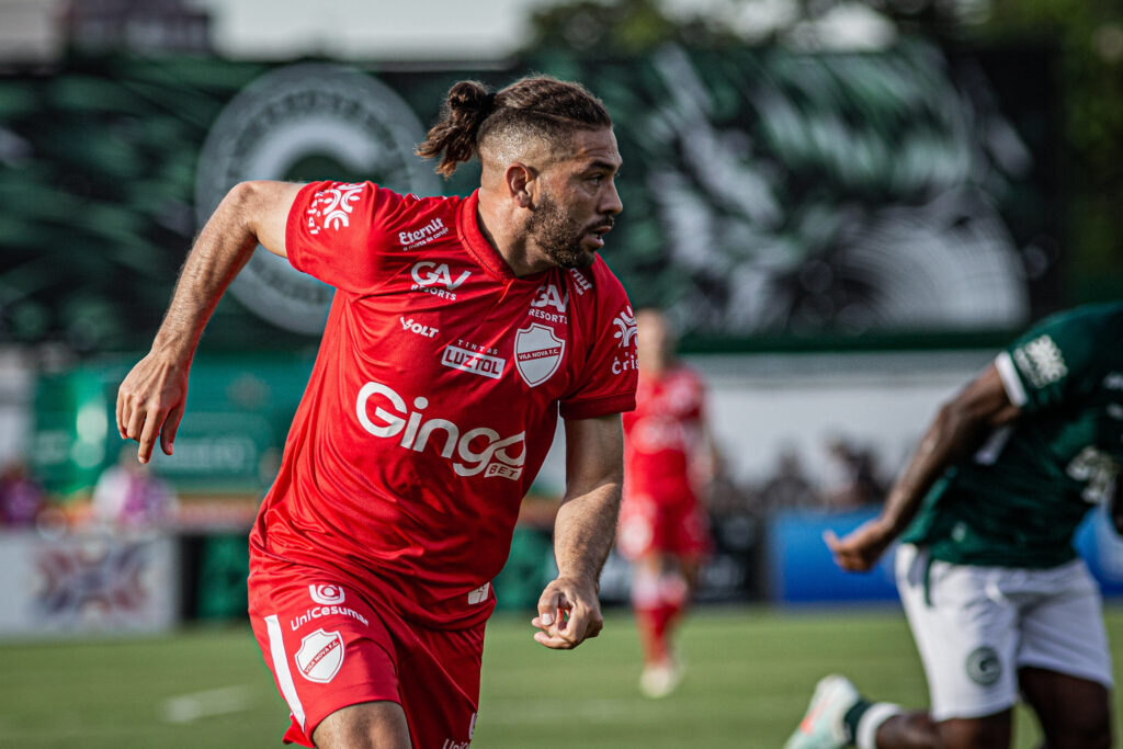 Oficial! Vila Nova comunica a saída de Diego Torres que deve reforçar clube paulista
