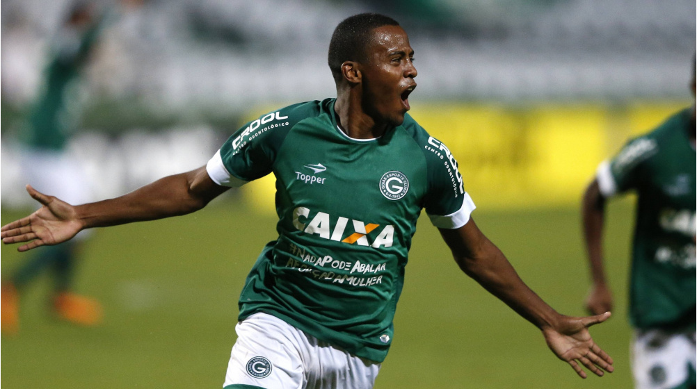 Dose dupla! Atacantes ex-Goiás e ex-Vila Nova acertam com clube da Série A