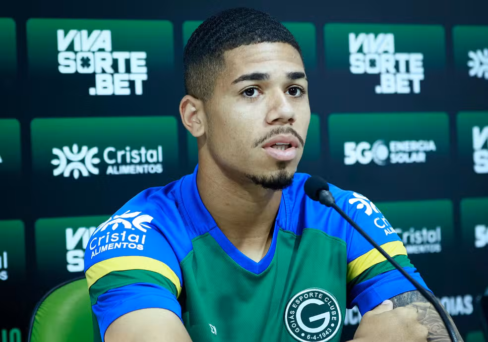Diego Caito destaca aprendizado de 2024 e quer Goiás com intensidade para seguir na liderança da Série B