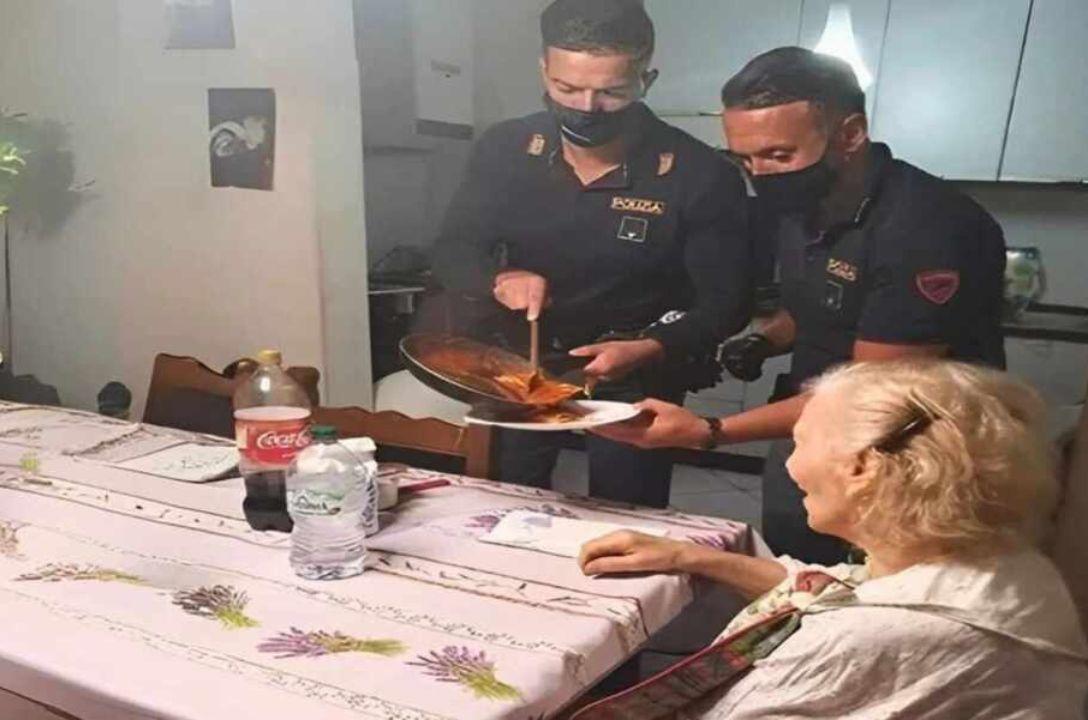 Ela ligou pra polícia porque estava com fome e sozinha