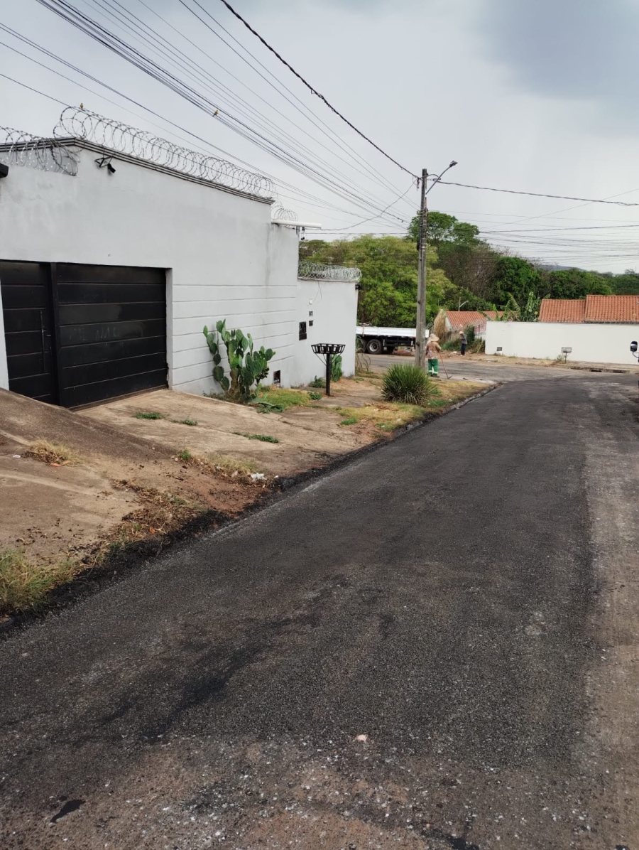 Prefeitura faz operação tapa-buraco após pedido no Fala Aparecida