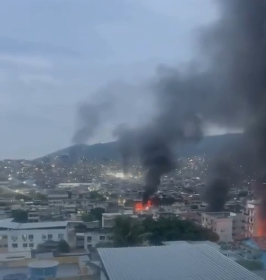 Operação no Rio contra facções criminosas registra 64 mortes