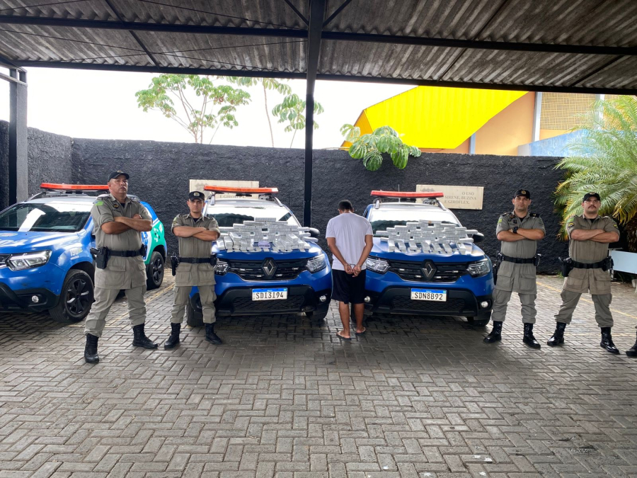 Abordagem no Anel Viário termina com apreensão de R$ 200 mil em maconha