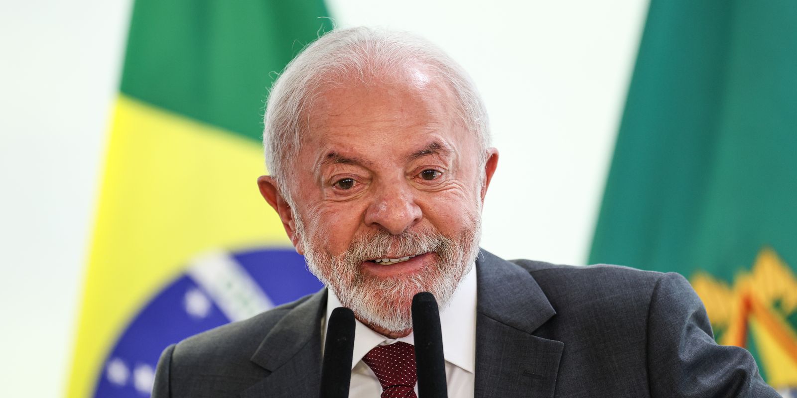 Lula quer expulsão de servidor que agrediu mulher e criança no DF