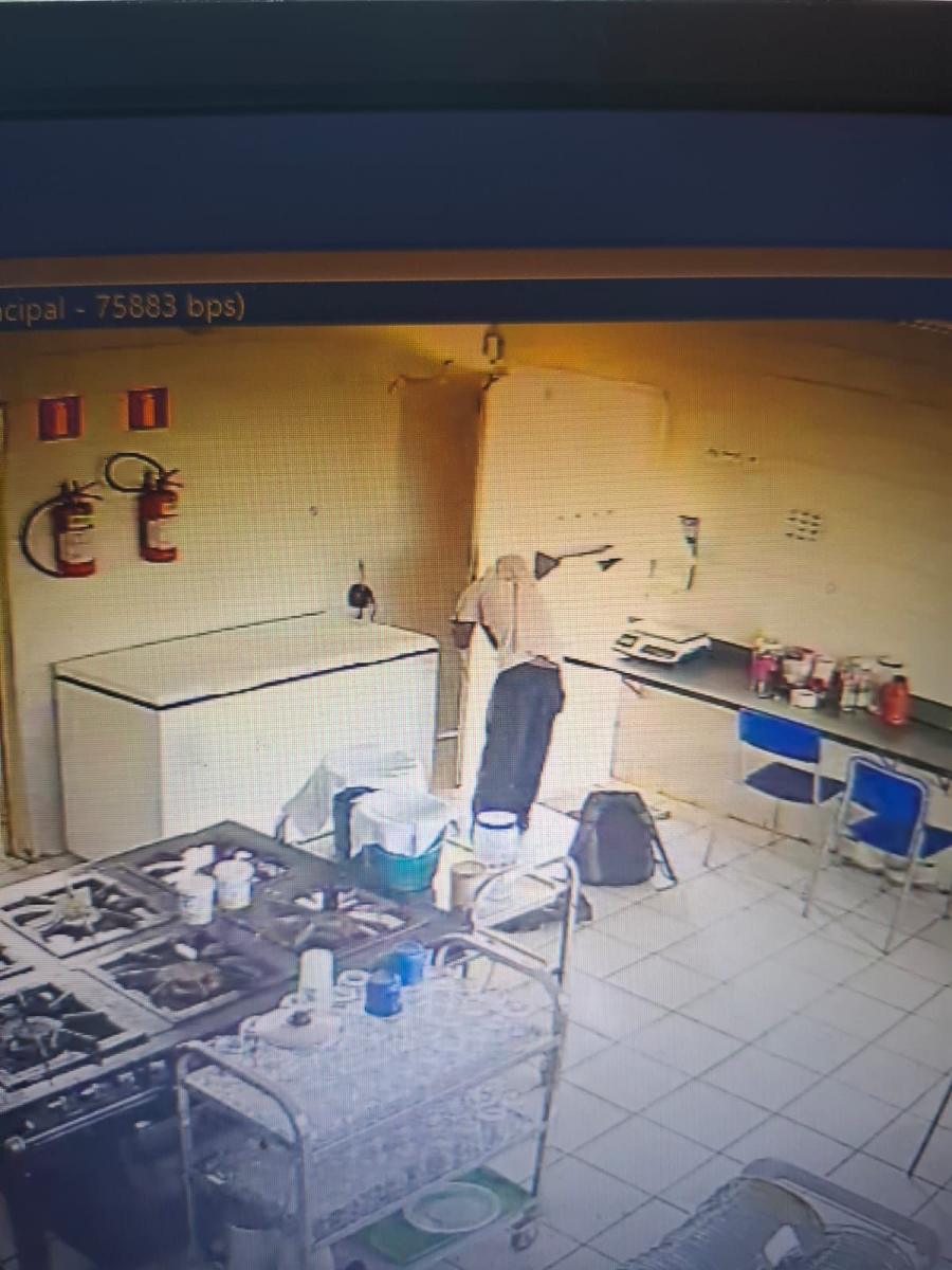 GCM frustra furto em escola municipal e leva suspeito à delegacia