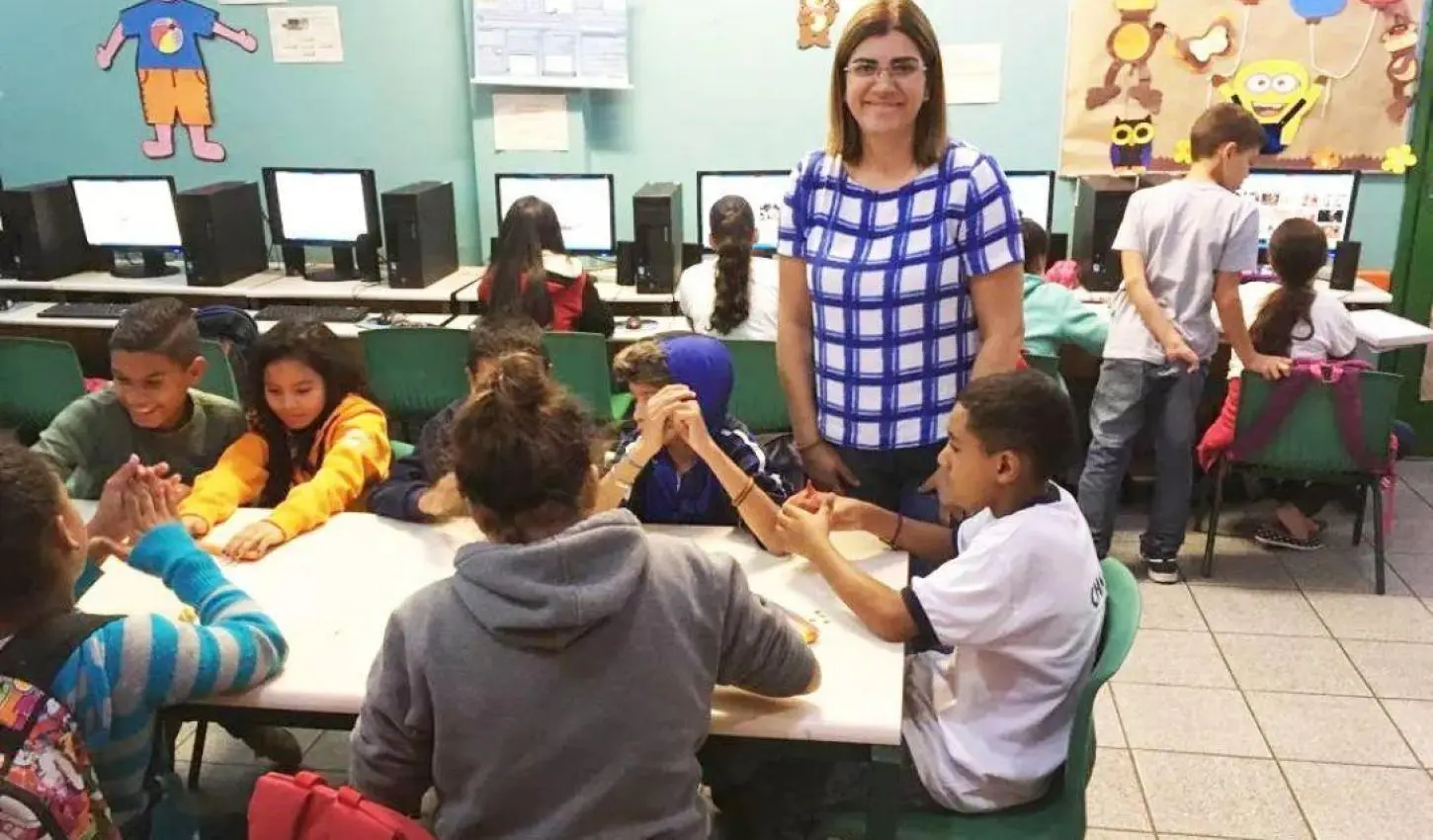 Professora brasileira é eleita a mais influente do mundo