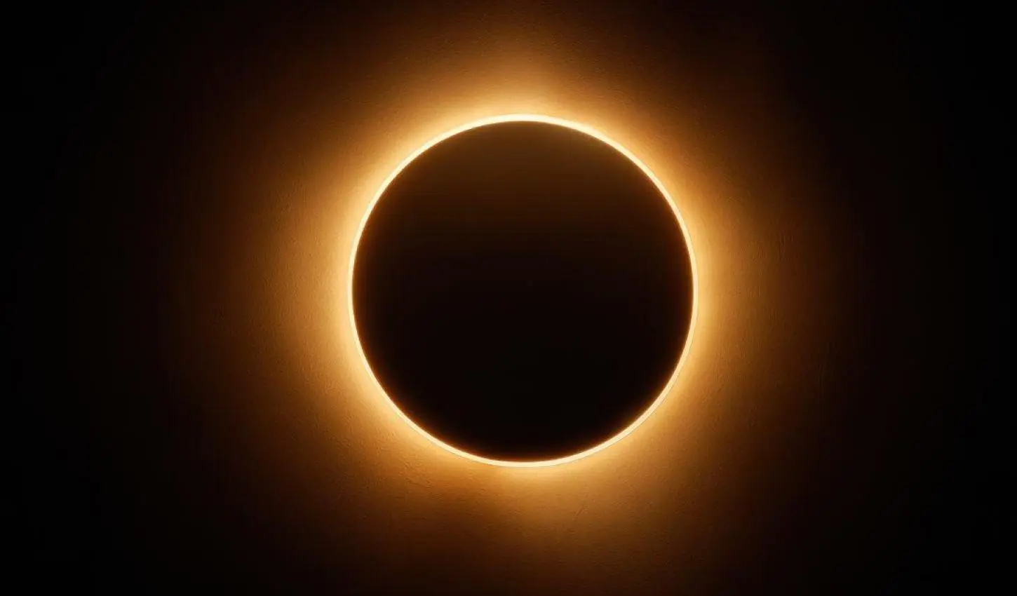 Anel de fogo no céu. Vai dar para ver o eclipse anular no Brasil?