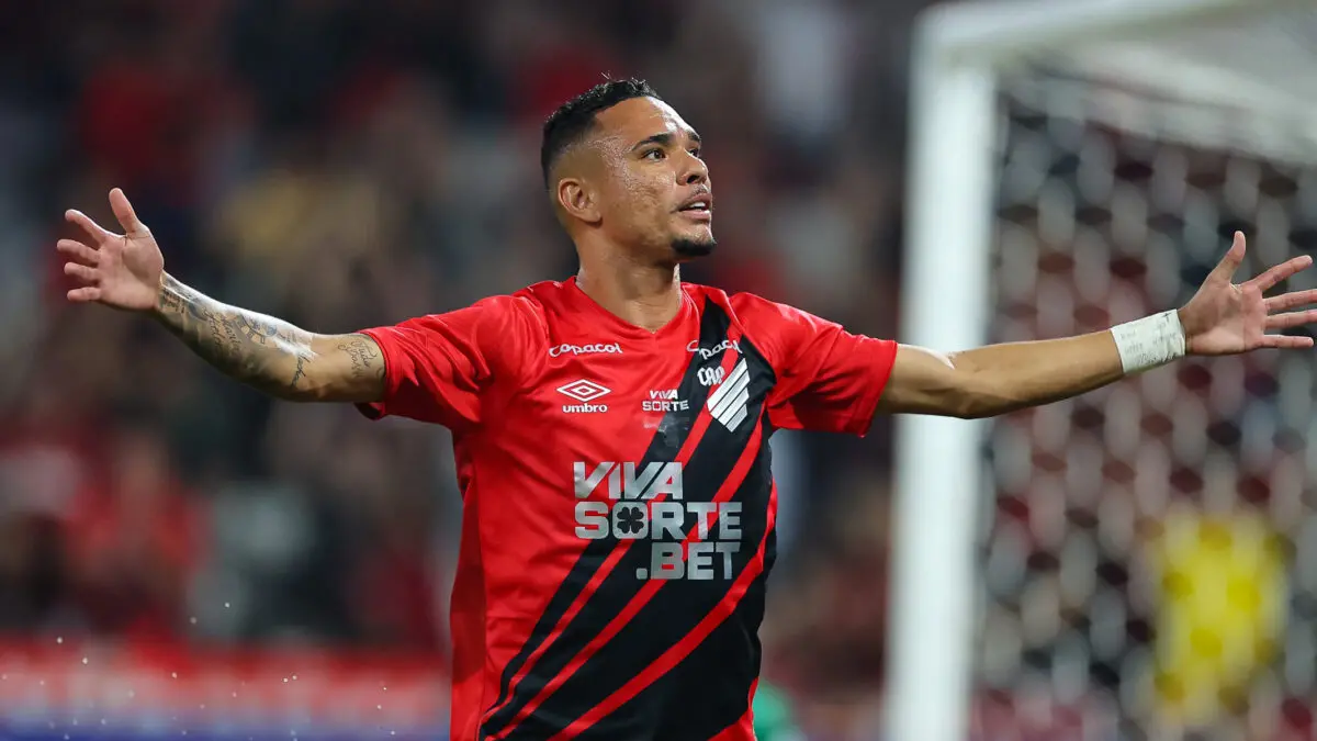 Cobiçado pelo Goiás, Luiz Fernando encaminha acerto com adversário da Série B