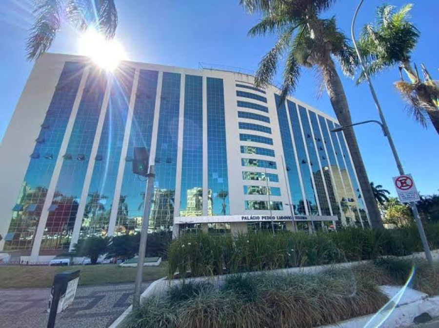 Veja o que abre e fecha no feriado prolongado de Carnaval