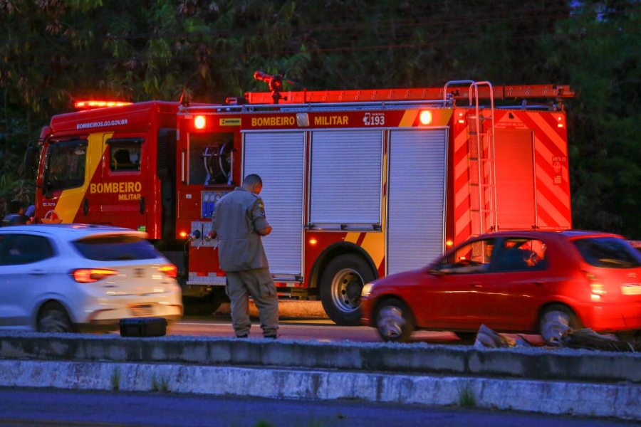 Mulher arrastada por enxurrada é encontrada