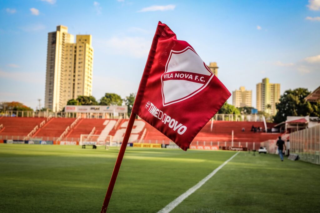 Oficial! Vila Nova anuncia as chegadas de novo treinador e preparador físico